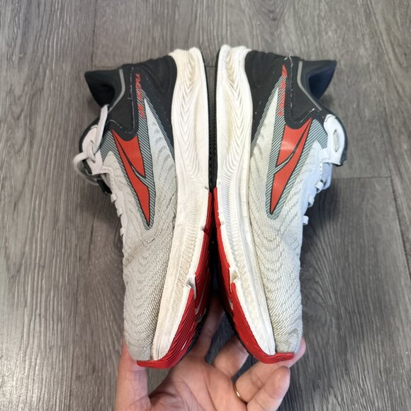 Altra Torin 6 Mens Size 9 Gray Red Athletic Running Shoes Sneakers AL0A7R6T264 main image 6